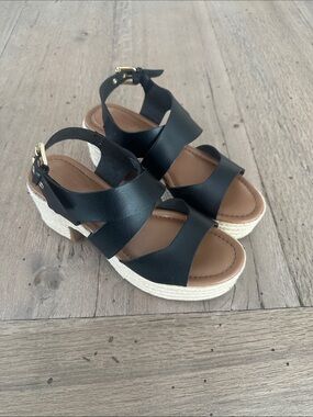 NWOT Free Assembly Black Platform Espadrille Sandals with Ankle Strap